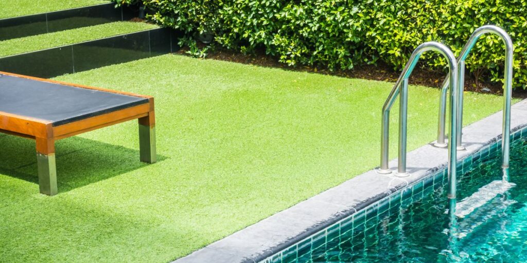 Artificial Grass vs Natural Grass – Which is Better for UAE Homes?
